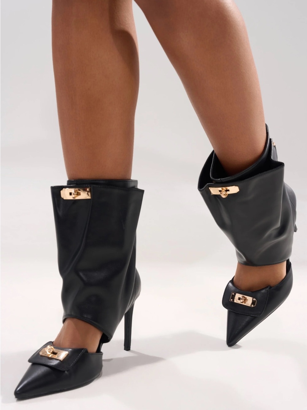 AKIRA AZALEA WANG SARVESH BLACK CUTOUT STILETTO BOOTIE Size 8